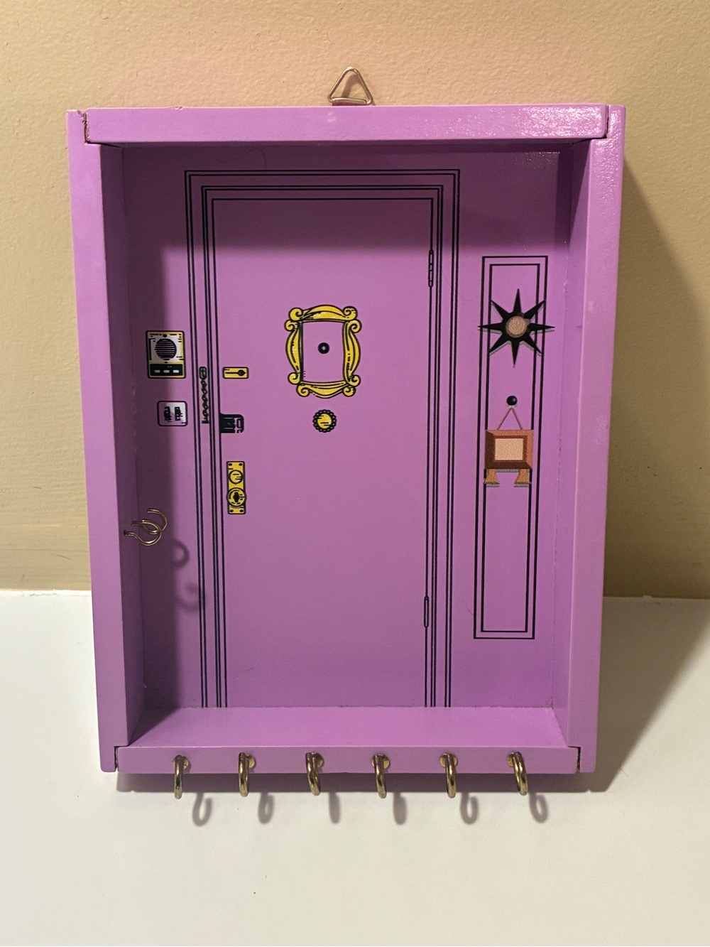 Friends Monica Purple Door Key Holder Wall Decor 6 + 2 Hooks
